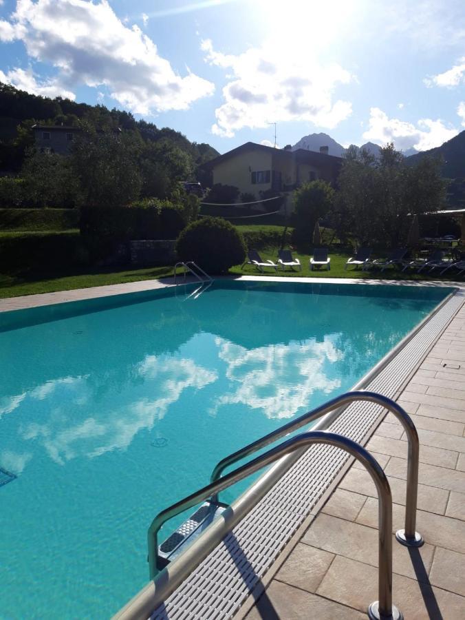 Casa Nel Borgo - Il Gufo Apartment Tremosine ภายนอก รูปภาพ