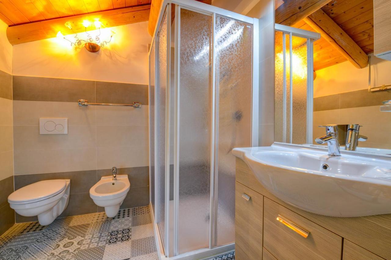 Casa Nel Borgo - Il Gufo Apartment Tremosine ภายนอก รูปภาพ