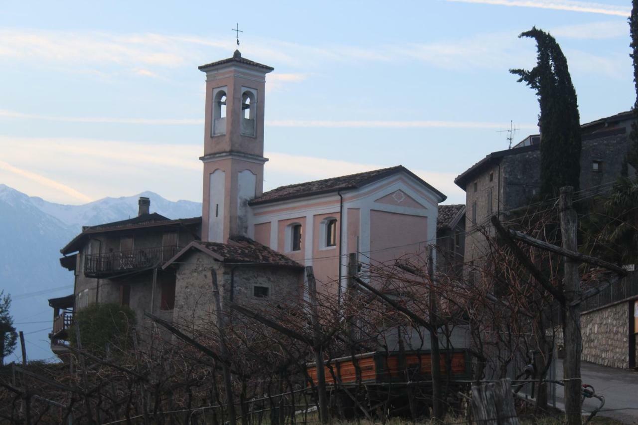 Casa Nel Borgo - Il Gufo Apartment Tremosine ภายนอก รูปภาพ